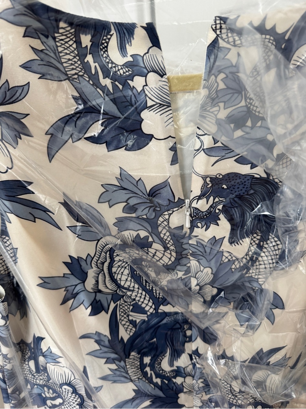 Ralph Lauren Vintage ‘Nanking Dragon’ Silk Shift Dress, size 12 (fits like a 8) - Picture 5 of 10